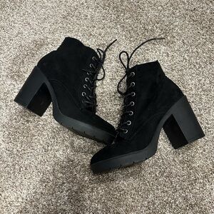 Primark Black Lace Up Heeled Boot Size 9